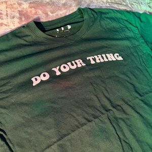Green Graphic Tee - Do Your Thing